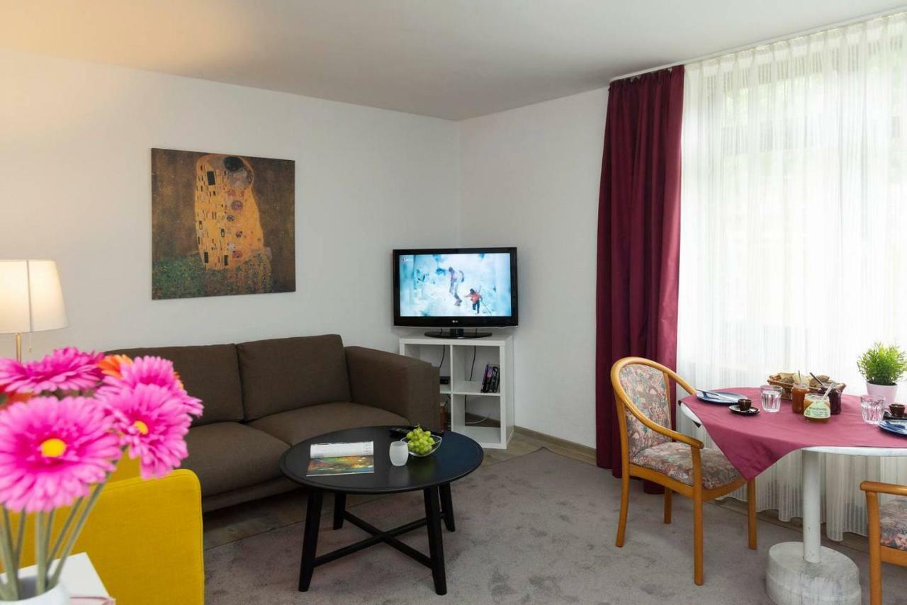 Blumenmeer Appartment Ober-Hambach Exterior foto